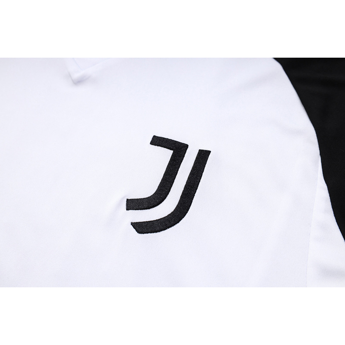 Chandal del Juventus Manga Corta 23-24 Blanco - Pantalon Corto - Haga un click en la imagen para cerrar